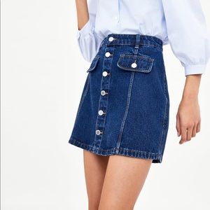 Zara Authentic Denim by TRF A-line button front mini skirt women’s size small